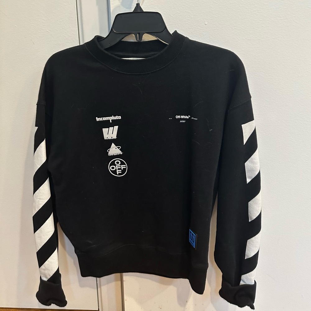 Off White Crew Neck - image 1